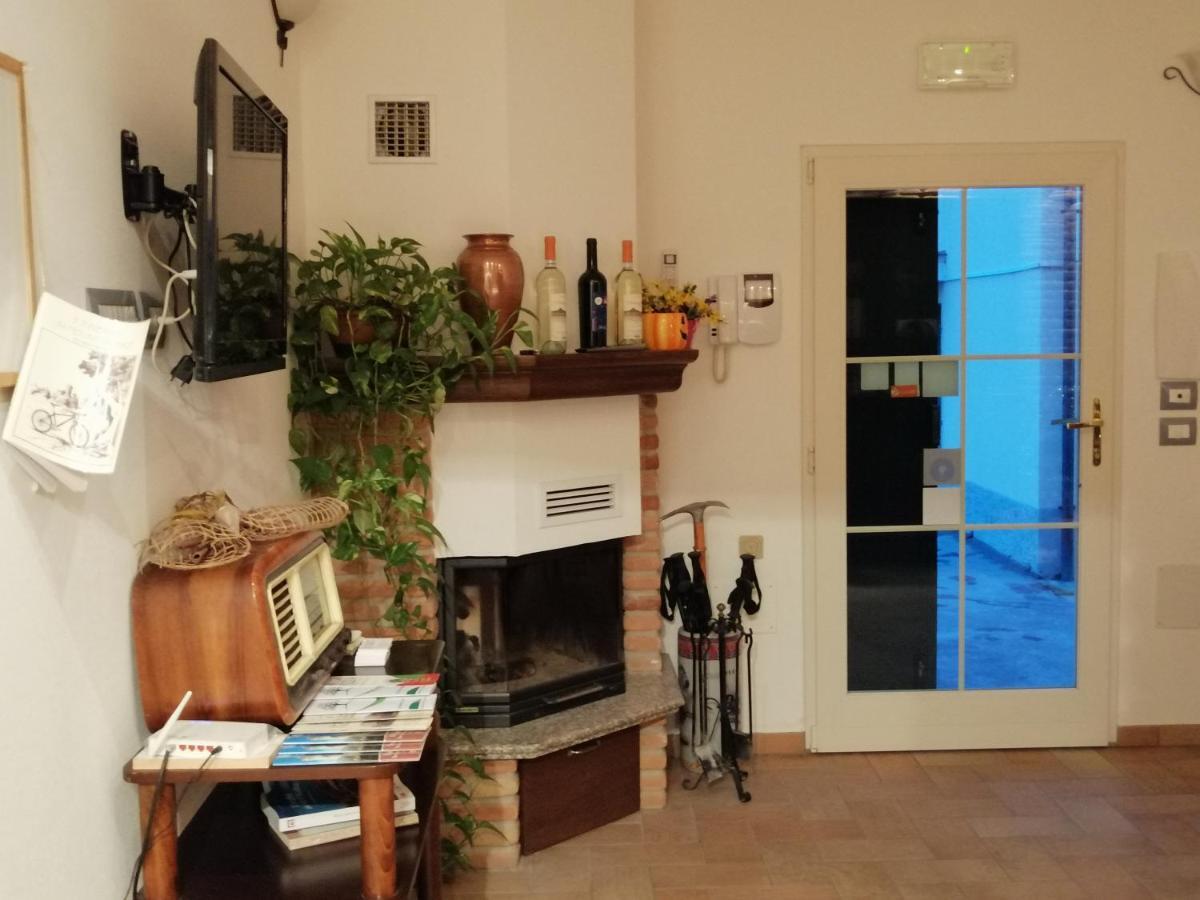 La Casa Della Nonna Bed & Breakfast Brisighella Exterior photo